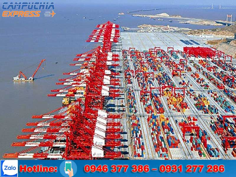 FCA là gì? Cách hiểu và áp dụng đúng đắn trong Incoterms 6 điều khoản fca là gì