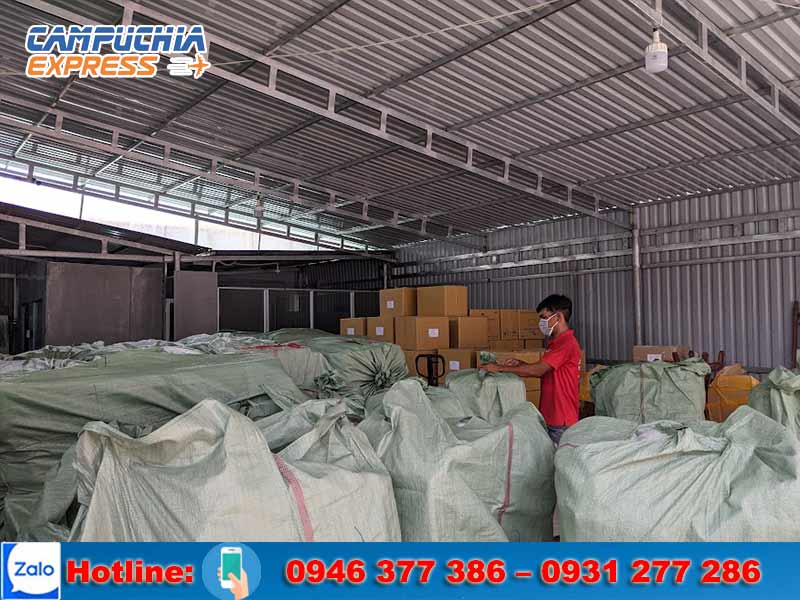 Dịch Vụ Vận Chuyển Hàng Đi Doun Kaev | Đơn Vị Vận Chuyển Uy Tín 4 chành xe đi doun kaev